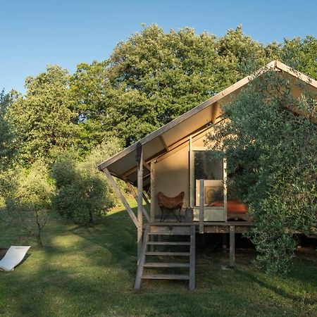 Glamping In Toscana, Luxury Tents In Agriturismo Biologico 소르나노 외부 사진