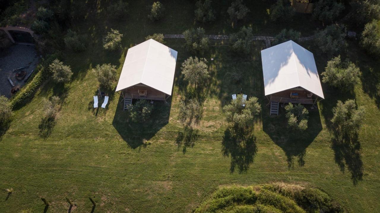 Glamping In Toscana, Luxury Tents In Agriturismo Biologico 소르나노 외부 사진